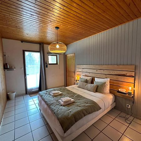 Logis Le Chalet Saint-Maurice-en-Trieves Exterior foto