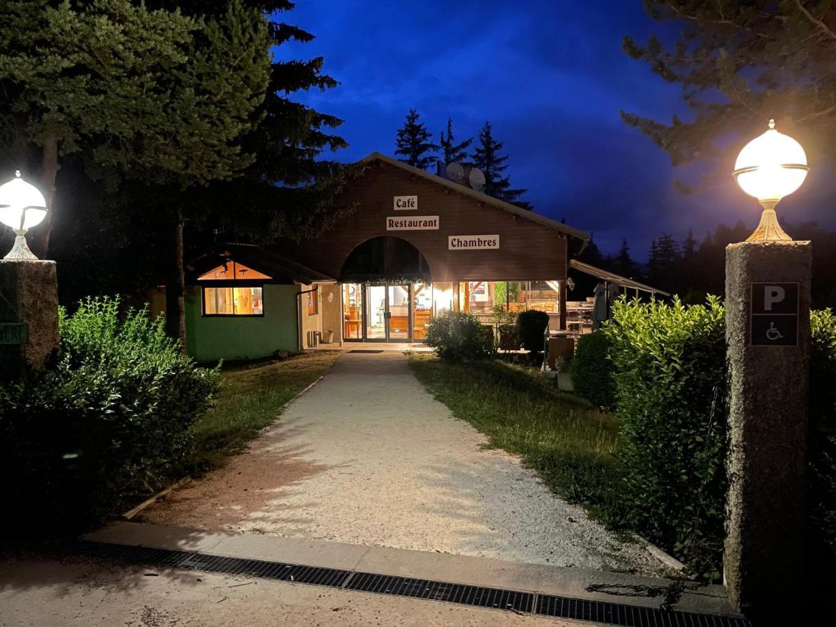 Logis Le Chalet Saint-Maurice-en-Trieves Exterior foto