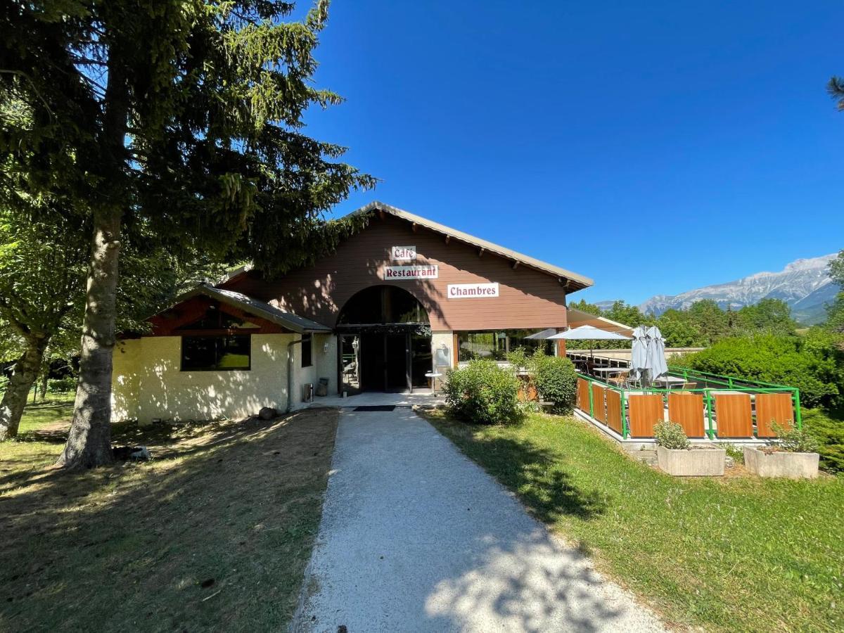 Logis Le Chalet Saint-Maurice-en-Trieves Exterior foto