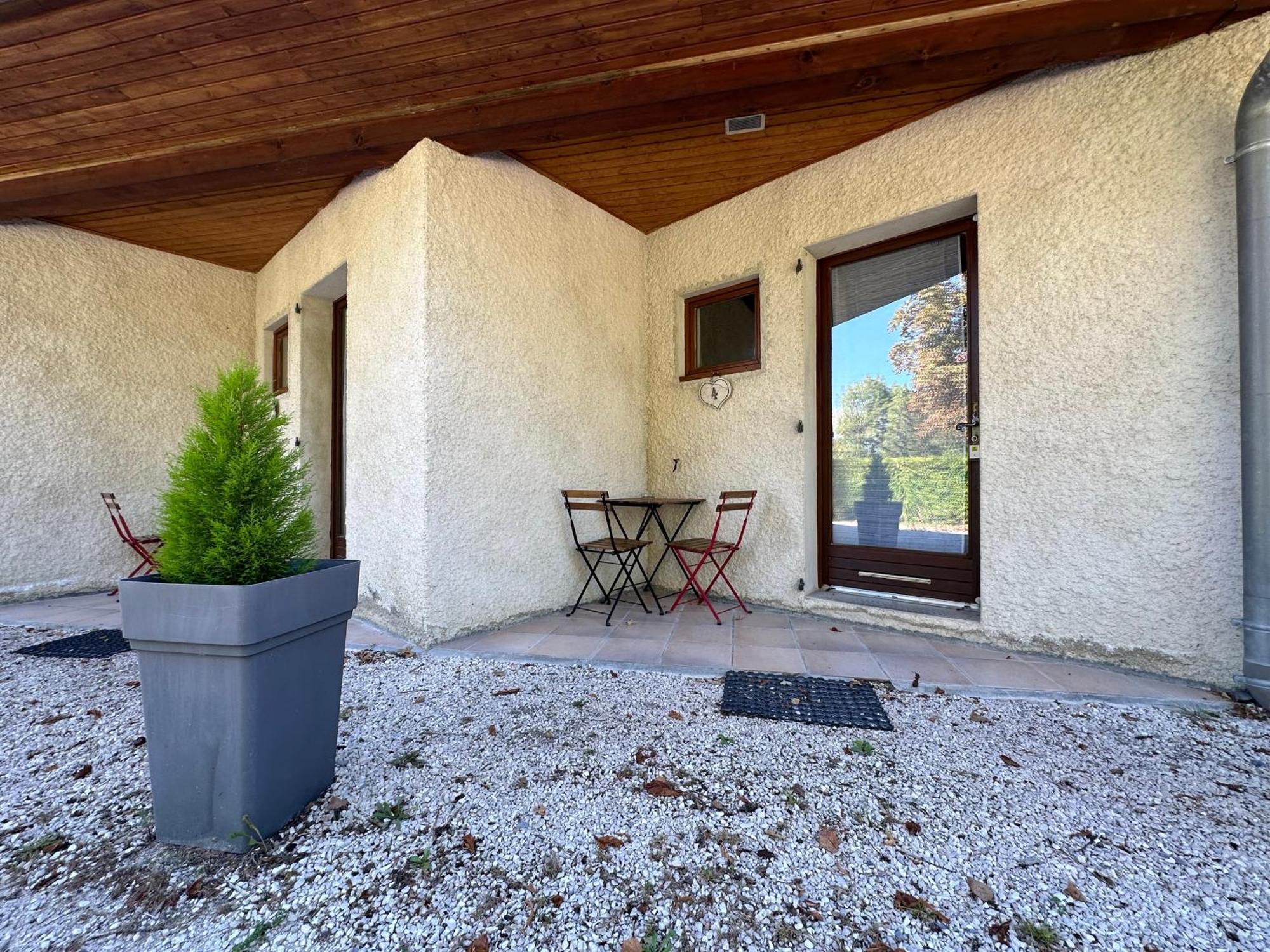 Logis Le Chalet Saint-Maurice-en-Trieves Exterior foto