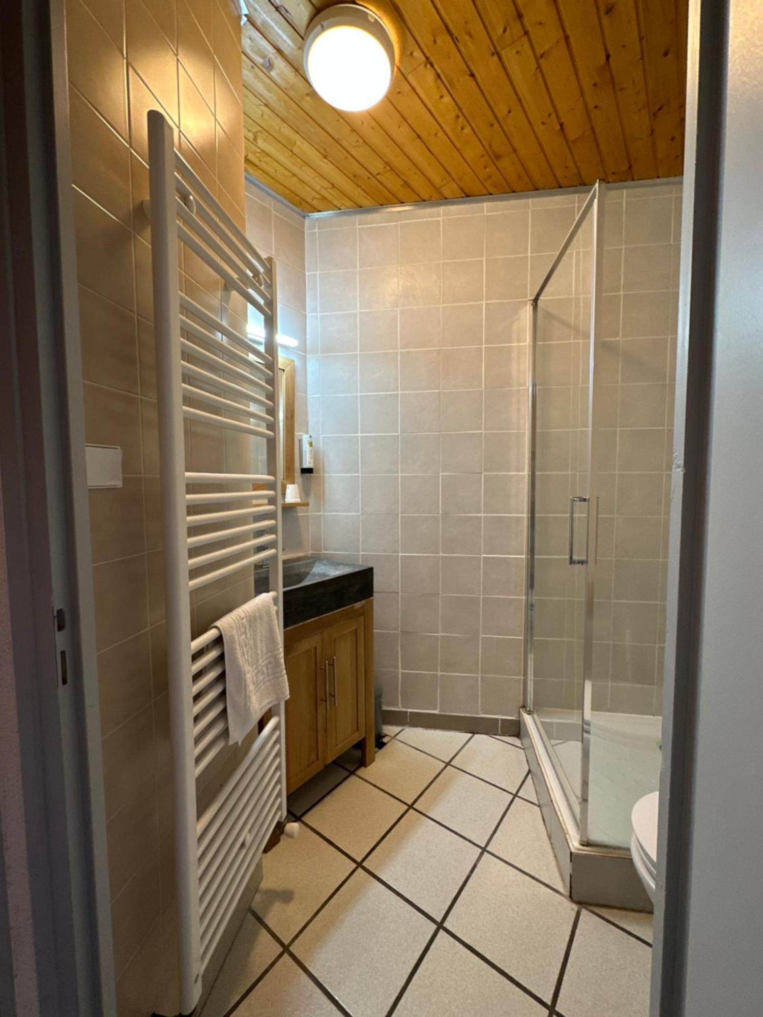 Logis Le Chalet Saint-Maurice-en-Trieves Exterior foto