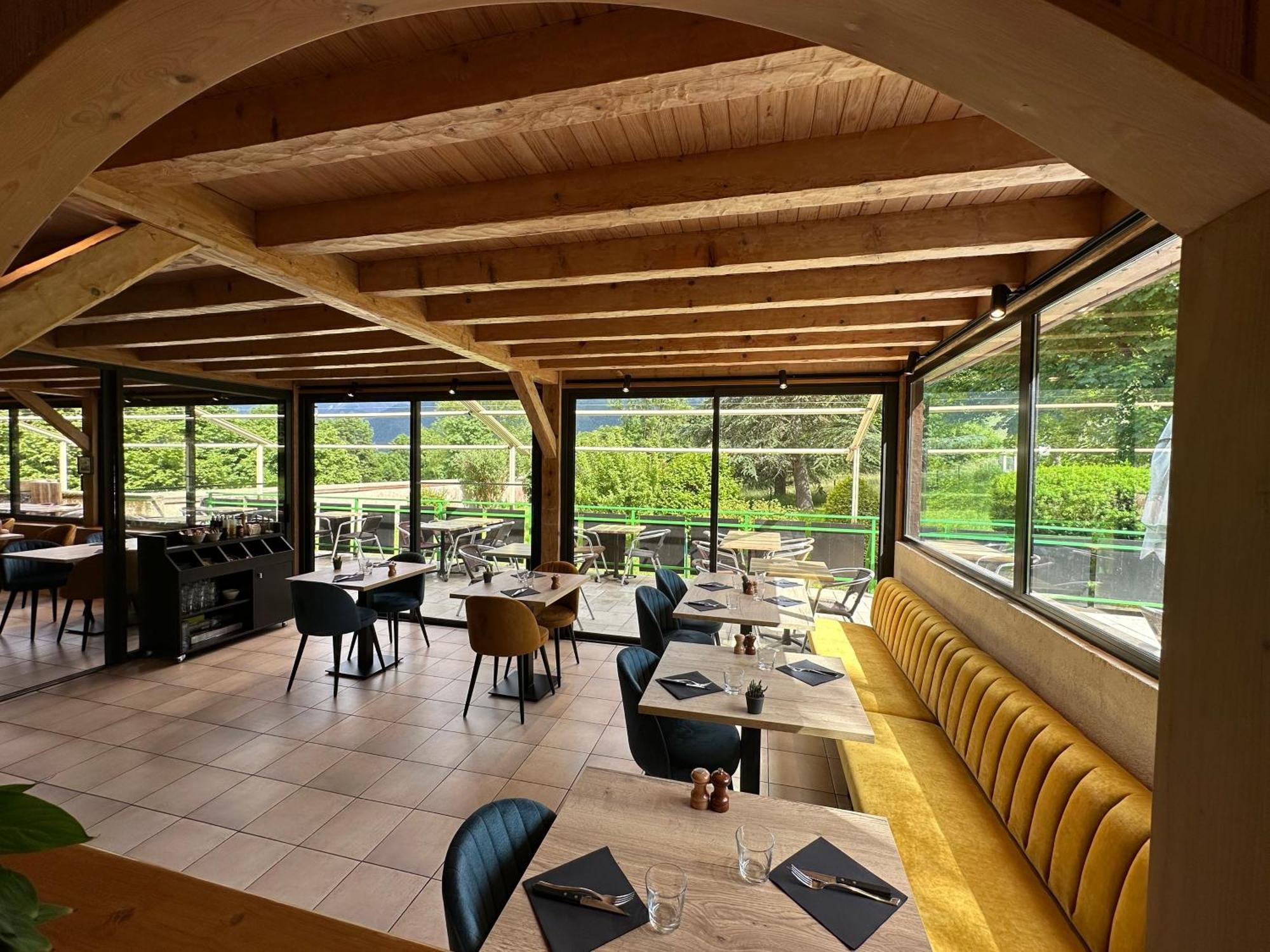 Logis Le Chalet Saint-Maurice-en-Trieves Exterior foto