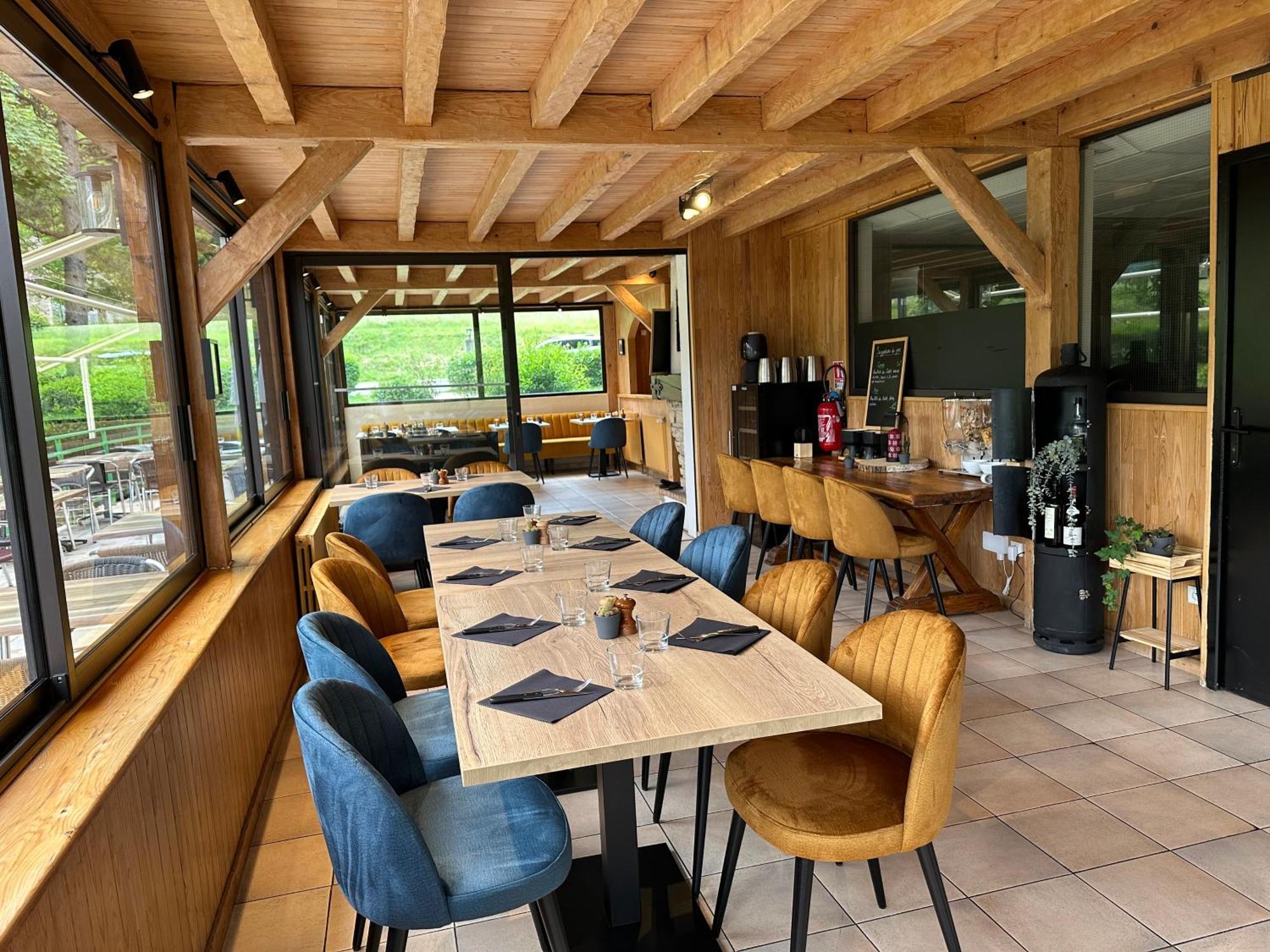 Logis Le Chalet Saint-Maurice-en-Trieves Exterior foto