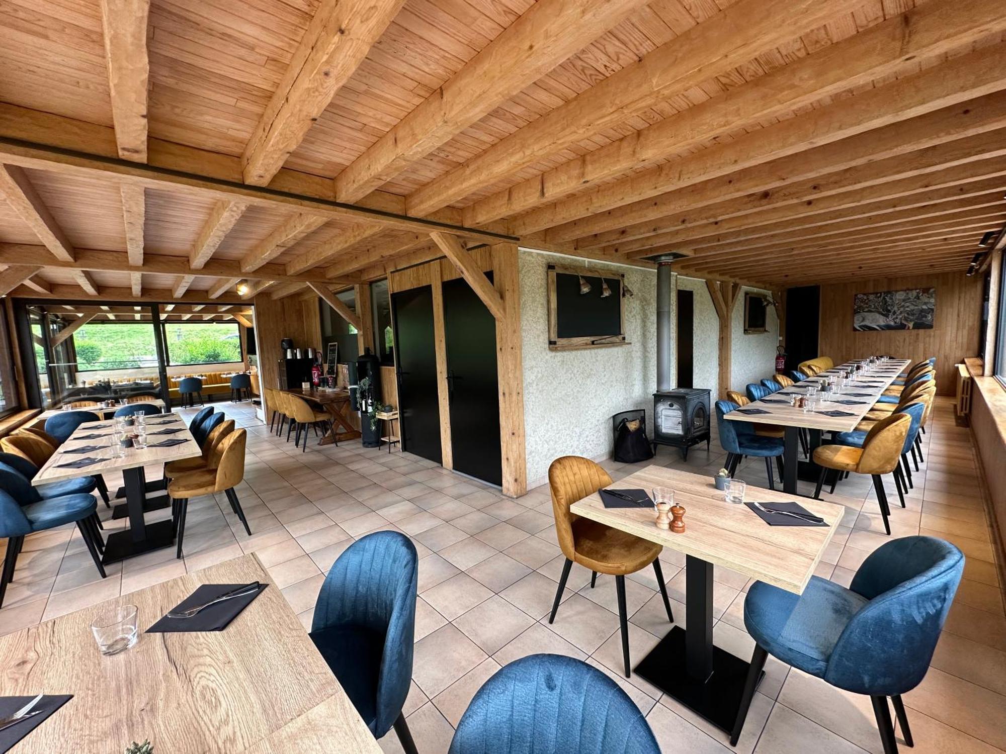Logis Le Chalet Saint-Maurice-en-Trieves Exterior foto